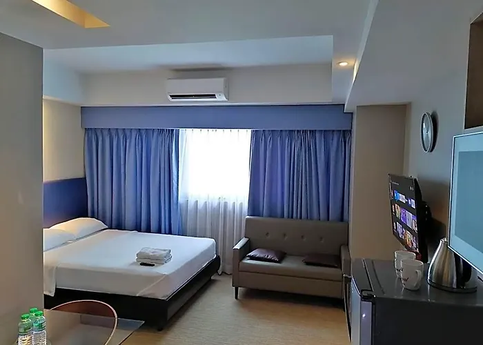 Deluxe @ Sta.lucia East Grand Mall - & Residences 3* 마닐라