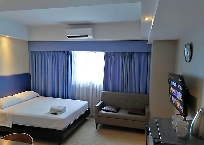Deluxe @ Sta.lucia East Grand Mall - & Residences