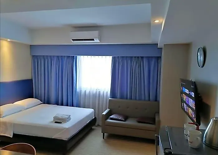 Deluxe @ Sta.lucia East Grand Mall - & Residences 3*