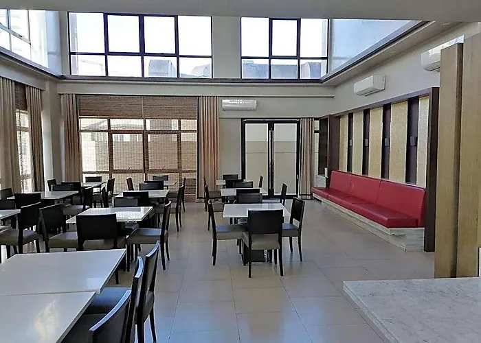 Deluxe @ Sta.lucia East Grand Mall - & Residences 호텔 마닐라